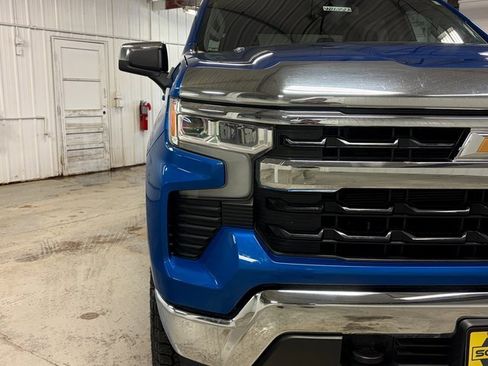 Used 2022 Chevrolet Silverado 1500 LT image 4