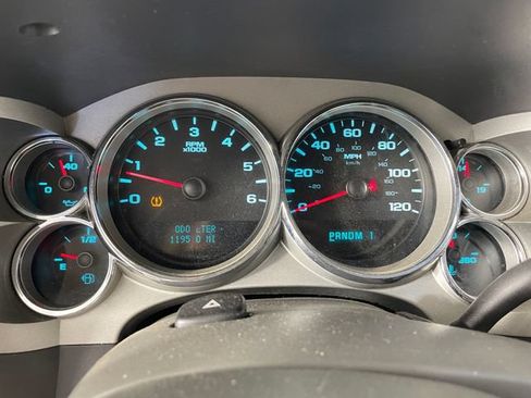 Used 2007 GMC Sierra 2500 SLE w/ Convenience Package AWD/4WD image 5