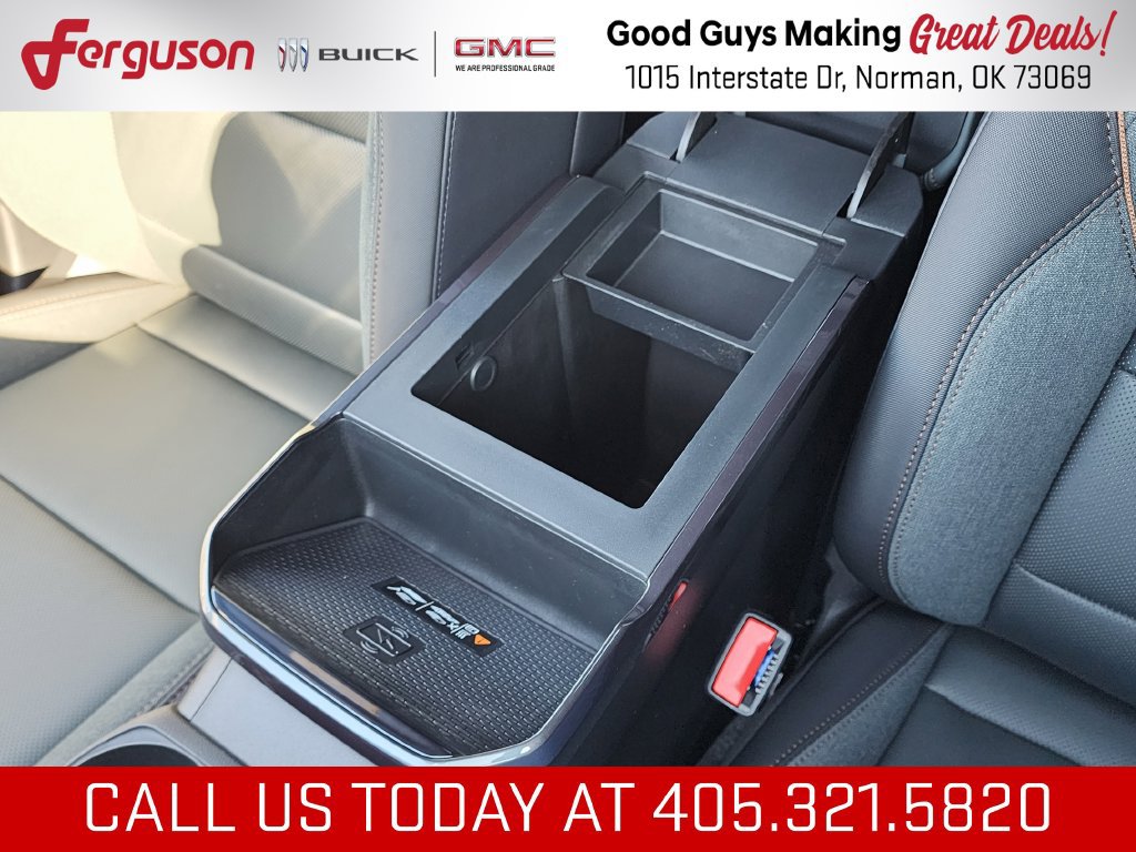 New 2027 GMC Terrain AT4 w/ Convenience Package III AWD/4WD image 35