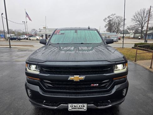 Used 2017 Chevrolet Silverado 1500 LT w/ All Star Edition image 3