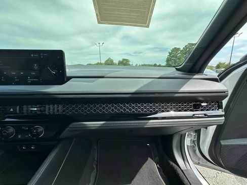 Used 2023 Honda Accord Sport image 16