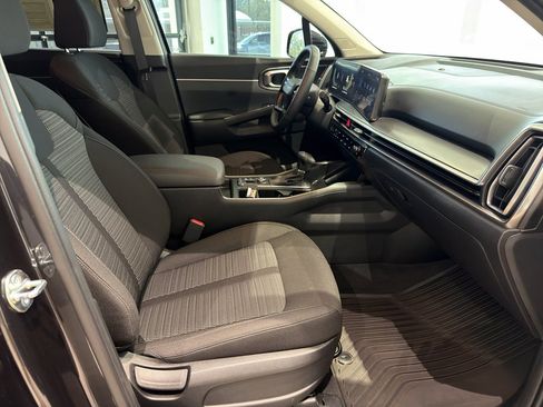Used 2026 Kia Sorento LX image 24