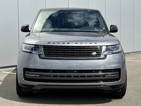 Used 2024 Land Rover Range Rover SE AWD/4WD image 8
