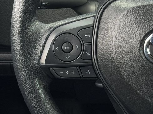 Used 2026 Toyota Corolla LE FWD image 13
