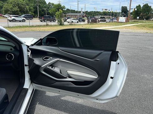 Used 2021 Chevrolet Camaro LT RWD image 27