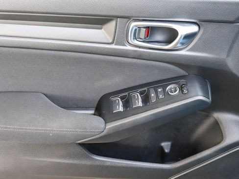 Certified 2024 Honda Civic Sport image 22