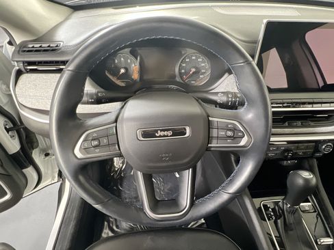 Used 2022 Jeep Compass Latitude w/ Convenience Group AWD/4WD image 11