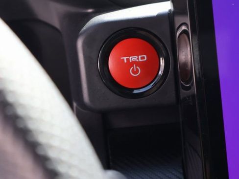 Used 2024 Toyota Tacoma TRD Pro image 32