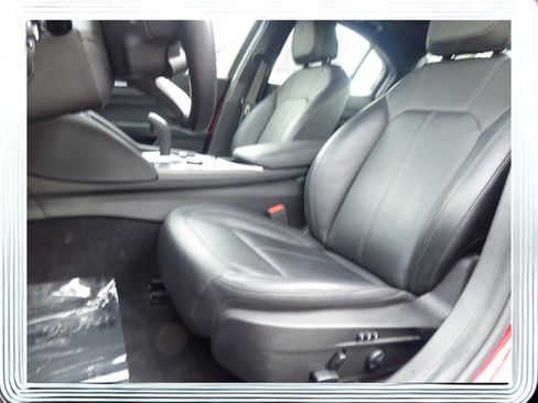 Used 2023 Alfa Romeo Giulia Ti image 17