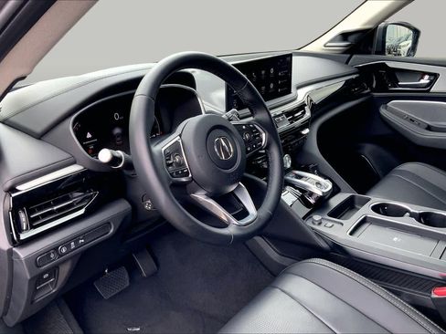 Used 2026 Acura MDX w/ Technology Package FWD image 17