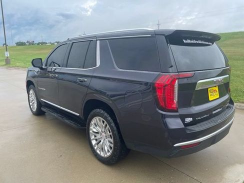 Used 2023 GMC Yukon SLT AWD/4WD image 6