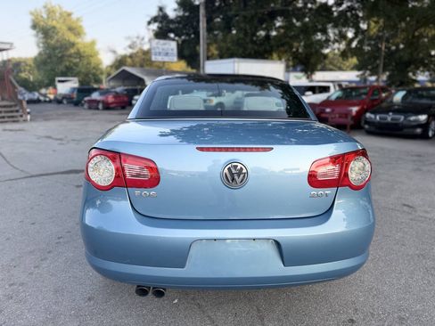 Used 2010 Volkswagen Eos Komfort FWD image 6