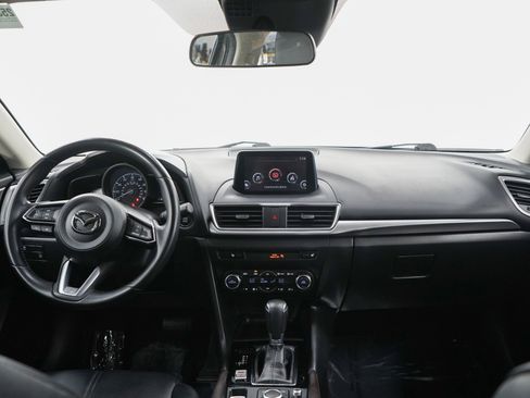 Used 2017 MAZDA MAZDA3 Touring FWD image 13