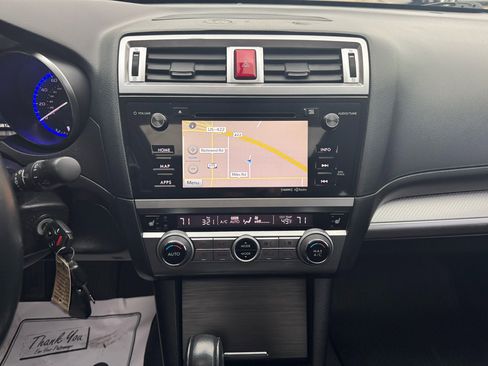 Used 2016 Subaru Outback 2.5i Premium image 11