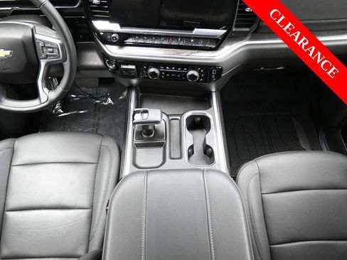 Used 2024 Chevrolet Silverado 1500 LTZ image 34