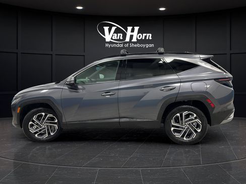 Used 2025 Hyundai Tucson Limited AWD/4WD image 4