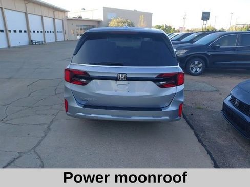New 2026 Honda Odyssey EX-L image 6