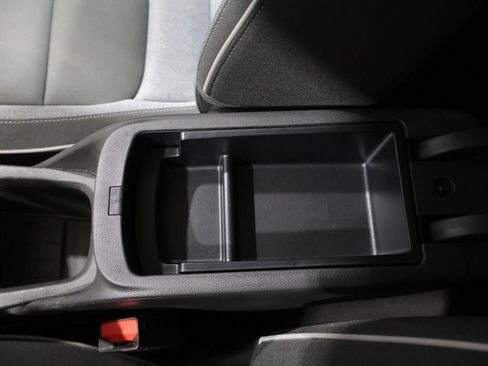 Used 2025 Chevrolet TrailBlazer LT image 30