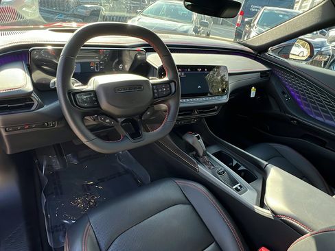 Used 2024 Dodge Charger R/T w/ Plus Group image 22