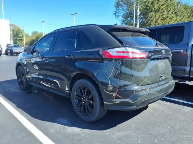 Used 2023 Ford Edge SE w/ Black Appearance Package AWD/4WD image 14