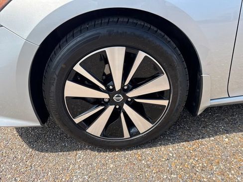Certified 2022 Nissan Altima 2.5 SL FWD image 27