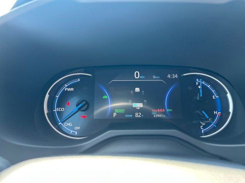 Used 2022 Toyota RAV4 XSE w/ XSE Grade Weather Package AWD/4WD image 15