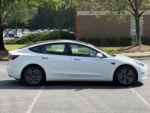 Used 2023 Tesla Model 3 Standard Range RWD image 10