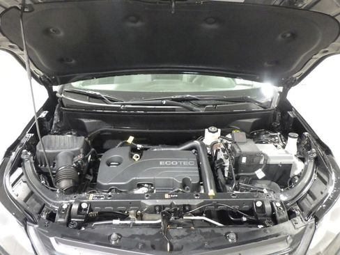 Used 2020 Chevrolet Equinox LS w/ LPO, Floor Liner Package FWD image 10