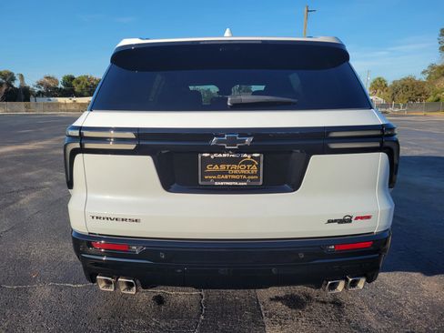 New 2026 Chevrolet Traverse RS image 6