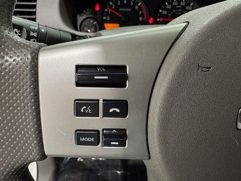 Used 2019 Nissan Frontier SV image 14