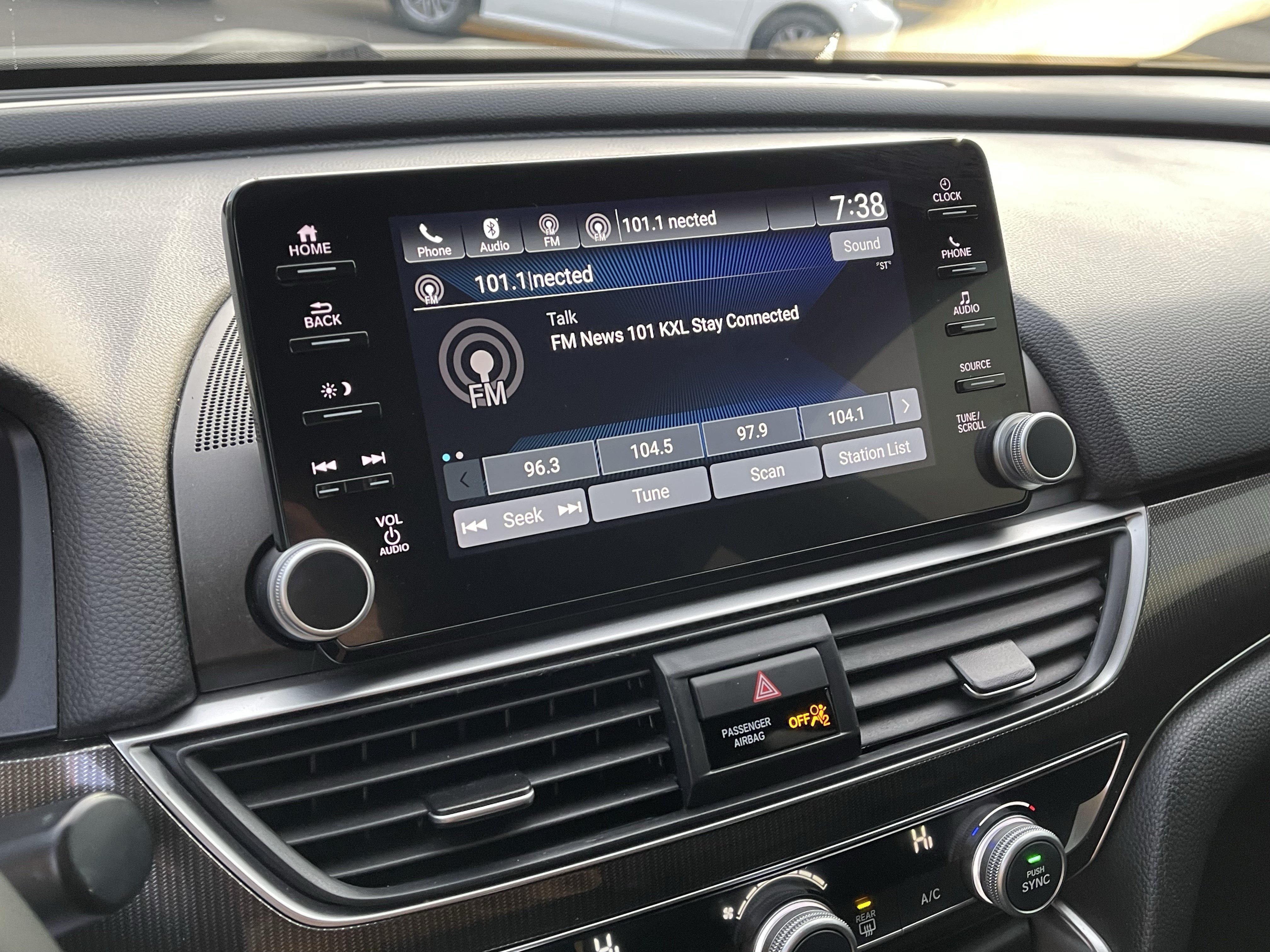 Used 2022 Honda Accord Sport image 25