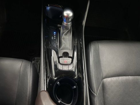 Used 2019 Toyota C-HR Limited FWD image 24