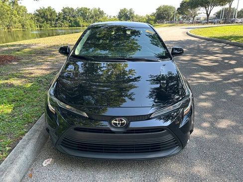 Used 2026 Toyota Corolla LE w/ LE Premium Package FWD image 9
