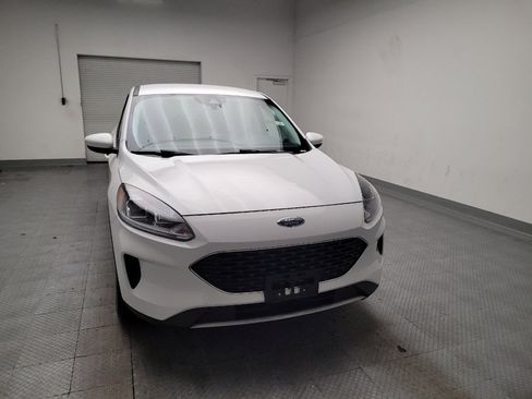 Used 2021 Ford Escape SE FWD image 14