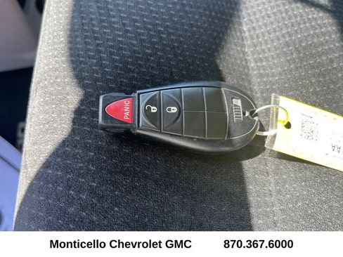 Used 2017 Dodge Grand Caravan SE w/ UConnect Hands-Free Group FWD image 26