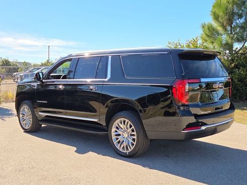 New 2026 GMC Yukon XL Elevation w/ Elevation Premium Package image 3