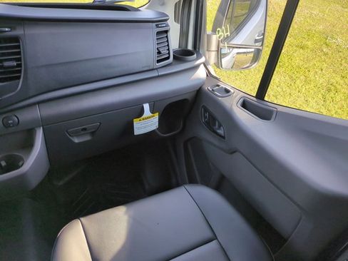 New 2026 Ford Transit 250 148 High Roof Extended image 17