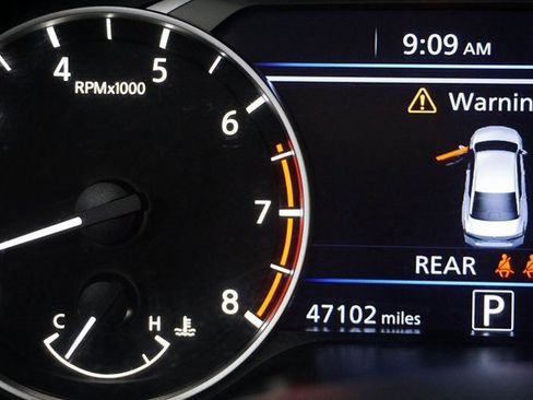 Used 2024 Nissan Altima 2.5 SV image 23