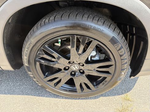 Used 2021 Honda Pilot Special Edition image 13