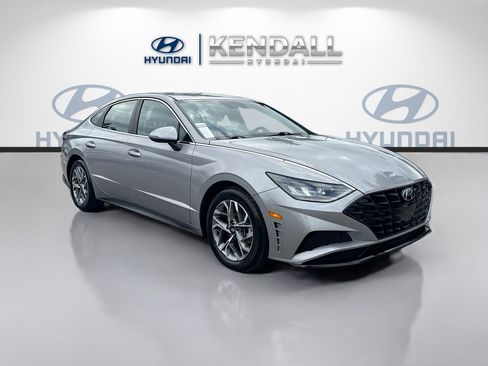 Used 2023 Hyundai Sonata SEL image 1