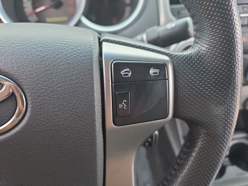 Used 2012 Toyota Tacoma 4x4 Double Cab image 18
