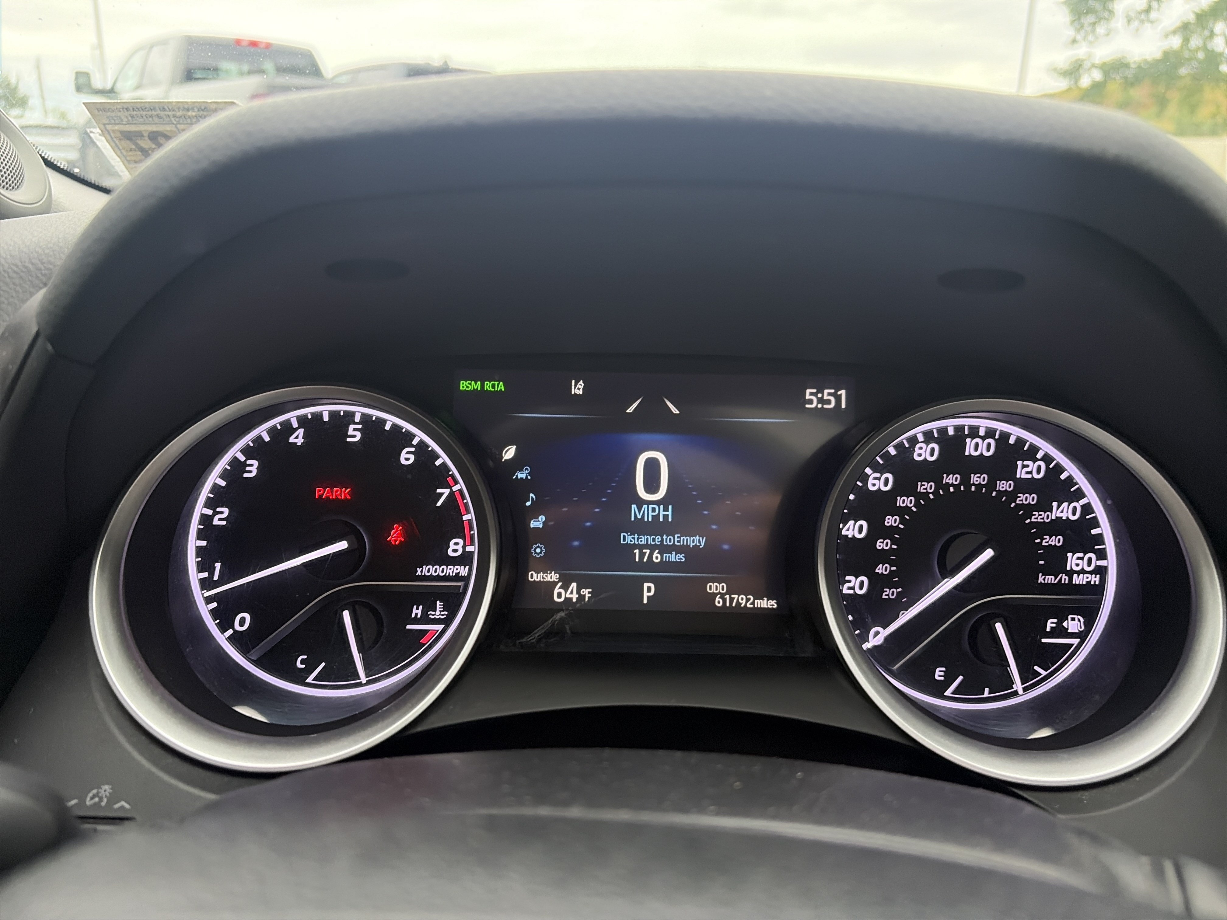 Used 2022 Toyota Camry XLE w/ Navigation Package FWD image 31
