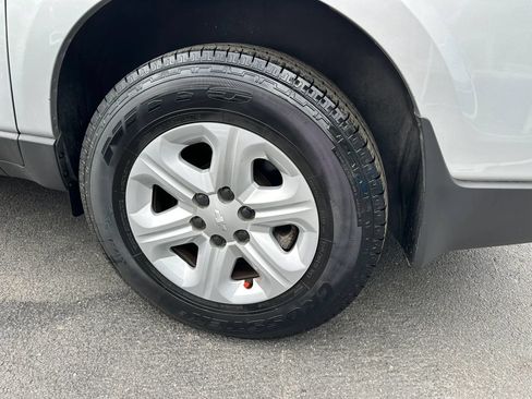 Used 2014 Chevrolet Traverse LS FWD image 9
