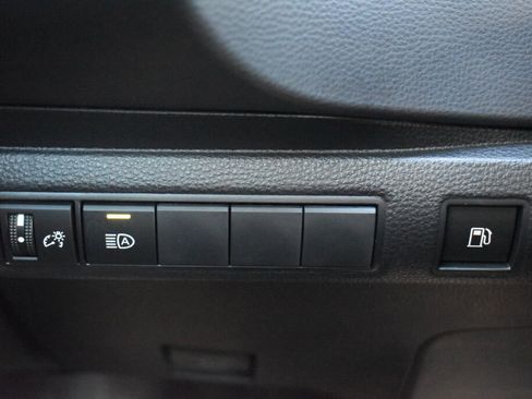 Used 2025 Toyota Corolla XLE image 15