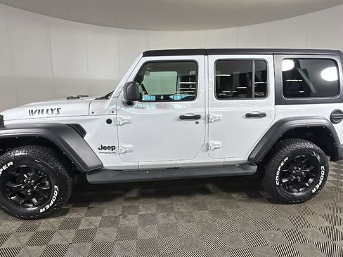 Used 2022 Jeep Wrangler Unlimited Sport AWD/4WD image 7
