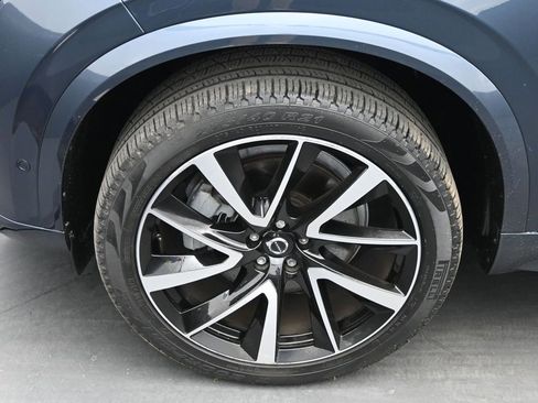 Certified 2023 Volvo XC90 B6 Plus w/ Protection Package Premier image 4