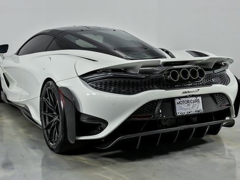 Used 2021 McLaren 765LT image 14