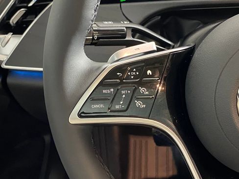 Used 2026 Mercedes-Benz E 350 4MATIC Sedan image 17