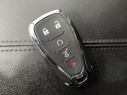 Used 2018 GMC Terrain SLT image 32