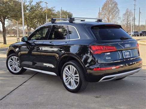 Used 2019 Audi Q5 2.0T Premium Plus w/ Premium Plus Package image 4